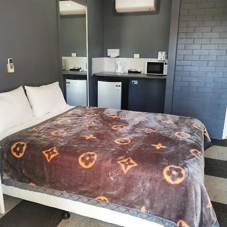 All Seasons Country Lodge Тарі Екстер'єр фото