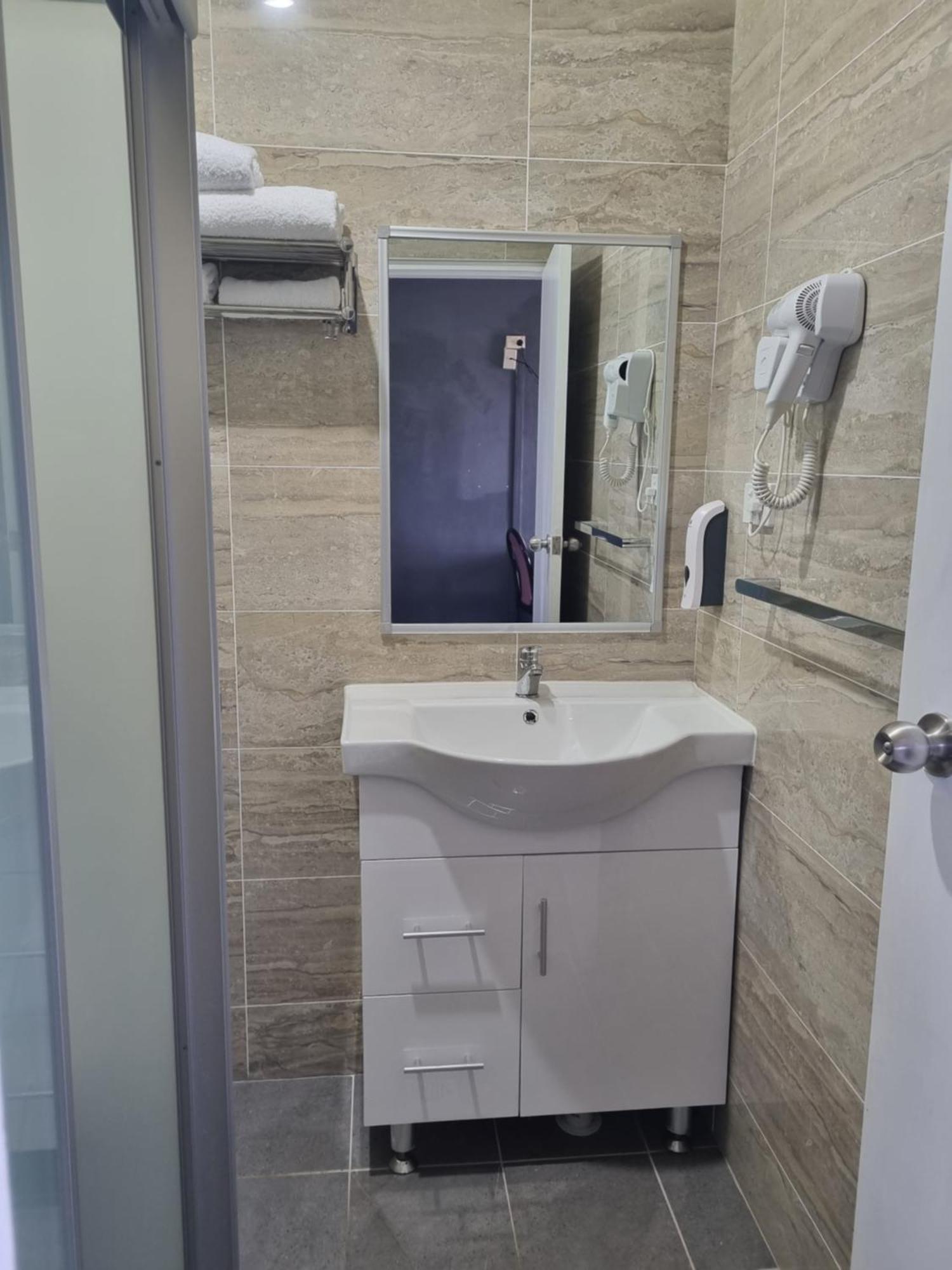 All Seasons Country Lodge Тарі Екстер'єр фото